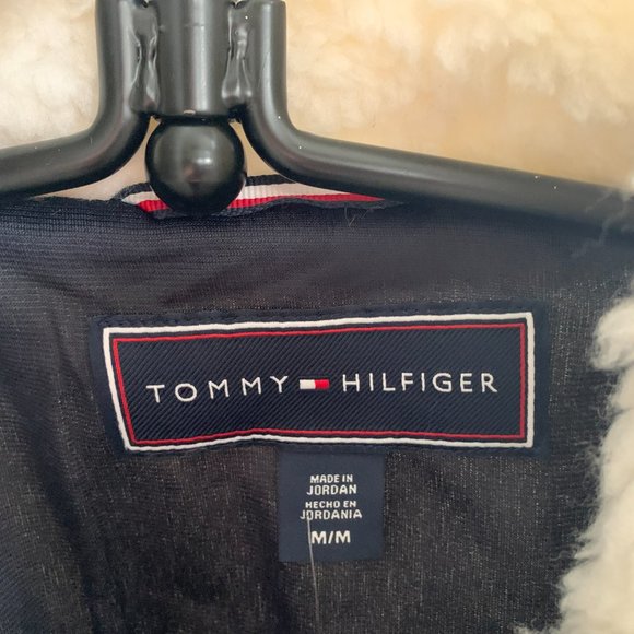 NWT Tommy Hilfiger Zip Faux Fur Zipped Jacket (warm for winter months) - Picture 7 of 16